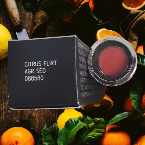 Citrus Flirt Satin -  True Dimension Lipstick - Discontinued & RARE Mary Kay - Picture 3 of 8